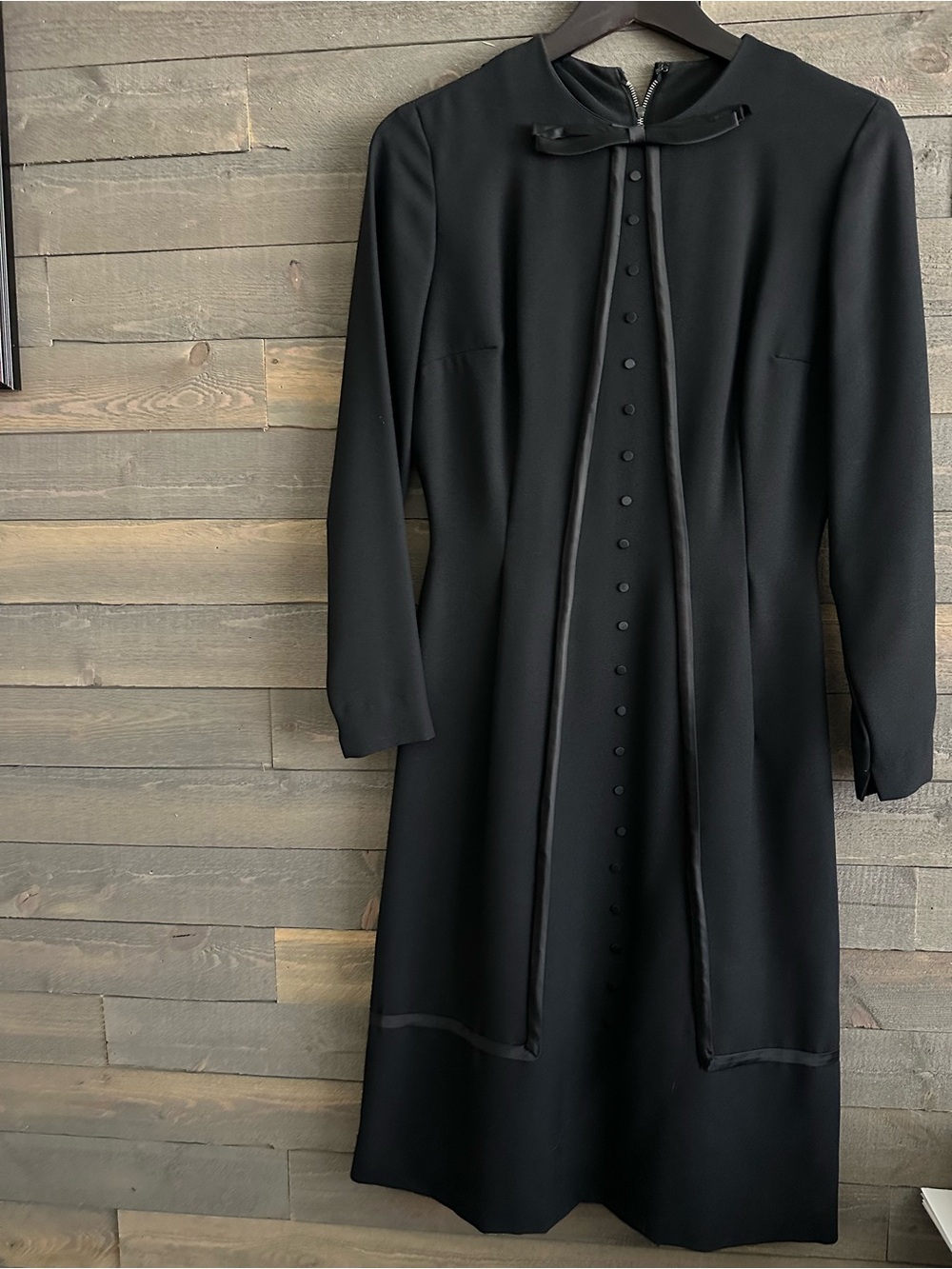 Vintage Elegant Black Womens Coat Dress with Ribbon Detail 10